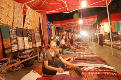Lào tiến nhanh về phía trước