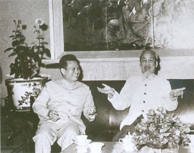 Chủ trương nhất quán của Đảng NDCM Lào