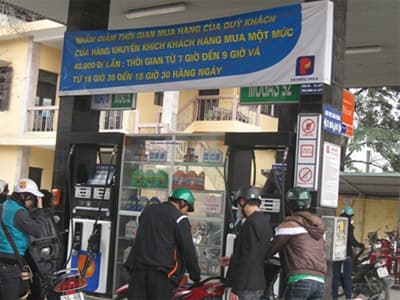Xăng “một giá” tăng lên 50 nghìn đồng/lần mua