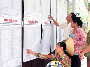 Tiến hành các bước chuẩn bị bầu cử đúng luật định