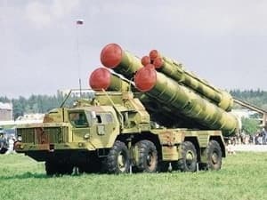 Nga đưa trung đoàn tên lửa S-400 "Triumf" thứ hai vào trực chiến