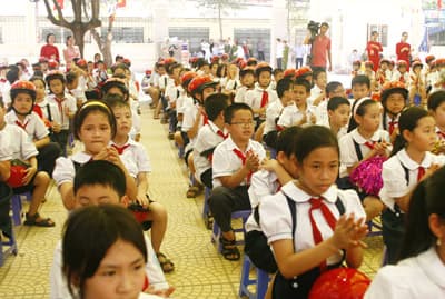 Học sinh tựu trường sớm nhất vào 1-8