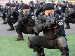 Afghanistan thúc đẩy hợp tác chống khủng bố với Pakistan