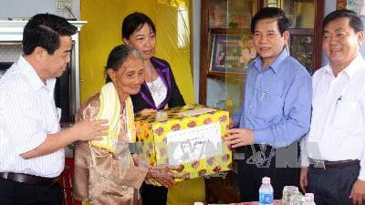 Chủ tịch nước Nguyễn Minh Triết thăm và làm việc tại Cà Mau