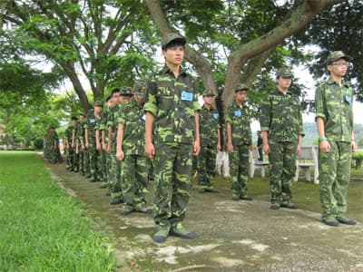 Trường học và sân chơi bổ ích