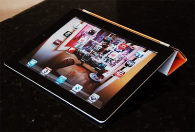Tân binh Xin-ga-po được trang bị iPad 2