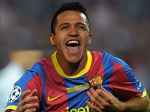 Barca chính thức có Alexis với giá 26 triệu euro