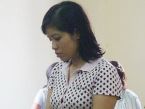 “Siêu lừa” 42 tỷ đồng cổ phiếu đòi thay thẩm phán