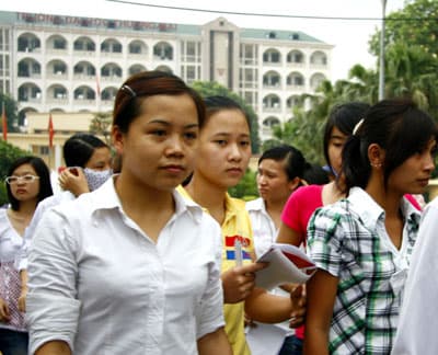 ĐH Thương mại thêm thời gian phúc khảo do nhầm lẫn điểm thi