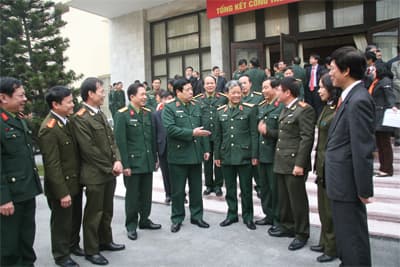 Xây dựng đội ngũ cán bộ, nhân viên đáp ứng sự phát triển khoa học-kỹ thuật mật mã