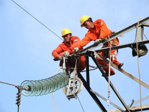 Sau Tết, sẽ công bố kết quả điều tra lương của EVN