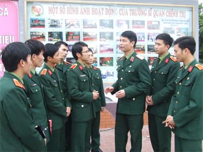 Ươm trồng những “hạt giống đỏ”