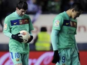 Barca đầu hàng sau thất bại "sốc" trước Osasuna