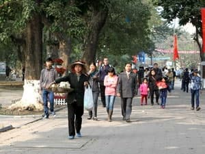 Miền Bắc trời hửng nắng, nhiệt độ lên tới 29 độ C