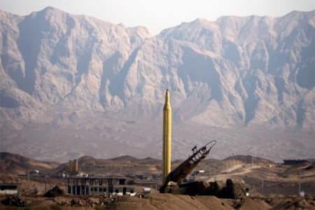 Iran “chuẩn bị” 150.000 tên lửa cho Israel