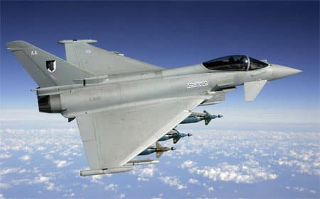 EADS “gây sức ép” lên khách hàng mua chiến đấu cơ Typhoon