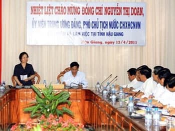 Kiểm tra công tác chuẩn bị bầu cử tại các địa phương
