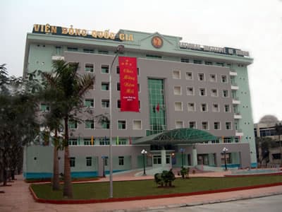 Đón nhận Huân chương Độc lập hạng nhất