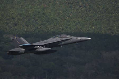Malaysia “nâng cấp” chiến đấu cơ Ong bắp cày F/A-18D