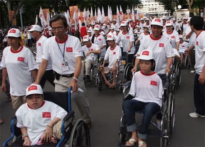 Gửi thư đòi công lý cho các nạn nhân da cam/đi-ô-xin Việt Nam