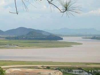Quân dân dồn sức khắc phục hậu quả bão số 2