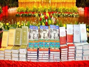 Công bố các sản phẩm của công trình biên soạn lịch sử quan hệ đặc biệt Việt - Lào