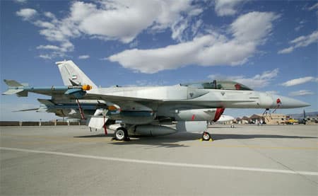 Không quân Mỹ yêu cầu cung cấp thông tin về AESA trang bị trên F-16