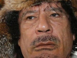 Chính phủ Anh yêu cầu ông Gaddafi “ra đi ngay”