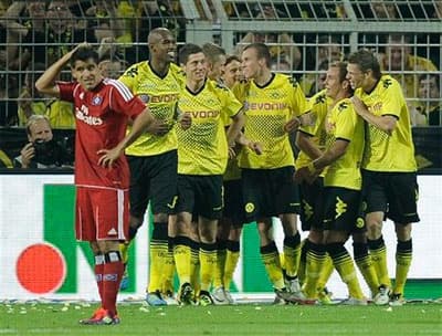 Dortmund khởi đầu tưng bừng