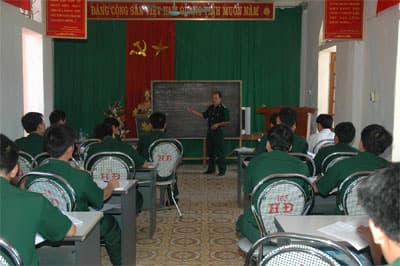 Học để nghe dân nói, để nói cho dân hiểu