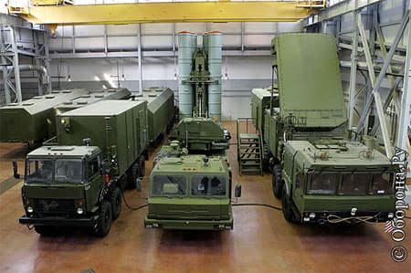 Belarus xem xét mua tổ hợp tên lửa phòng không S-400 Triumf