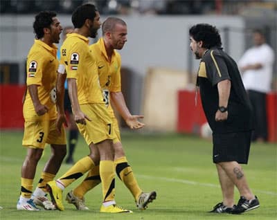 Maradona thua đau ở trận đầu giải vô địch UAE