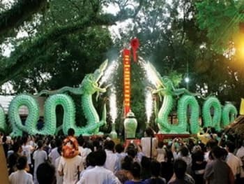 Lắp đặt đôi Rồng gốm đạt kỷ lục Guinness tại Hồ Tây