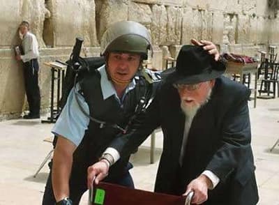 Cảnh sát Israel đã nâng mức báo động toàn quốc