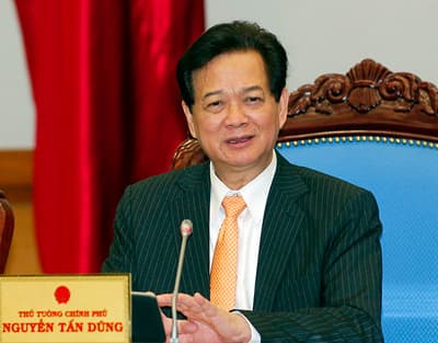 Phấn đấu giảm 50% số vụ đình công trong năm 2012