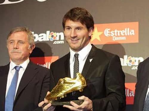Lionel Messi nhận Chiếc giày vàng châu Âu