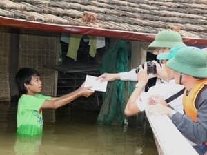 Huy động tối đa mọi nguồn lực ứng phó với mưa lũ