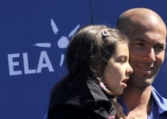 Zidane "bắt tay" với Mourinho: “Song kiếm hợp bích”