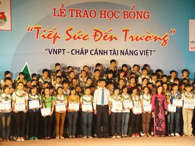 Chắp cánh ước mơ cho những học trò nghèo tại tỉnh  Cao Bằng