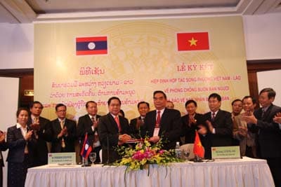 Ký kết hiệp định hợp tác song phương về phòng chống mua bán người, bảo vệ nạn nhân bị mua bán