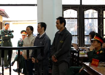 Xét xử phúc thẩm vụ án cô giáo chủ mưu thiêu sống cả nhà anh chồng
