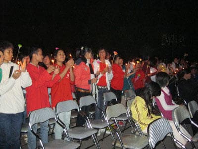 “Thắp sáng quyền của những người nhiễm HIV/AIDS”