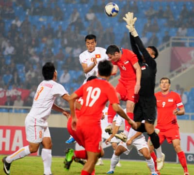 Hòa ĐT Singapore với tỷ số 1-1,  ĐTVN hết cơ hội vô địch giải VFF Cúp 2010