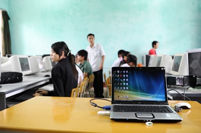 Bài 2:  Tăng tốc trên đại lộ tri thức