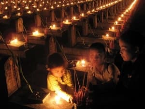 Tri ân anh hùng liệt sĩ tại nghĩa trang Trường Sơn