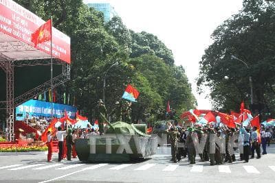Cả nước kỷ niệm ngày đại thắng mùa Xuân 1975