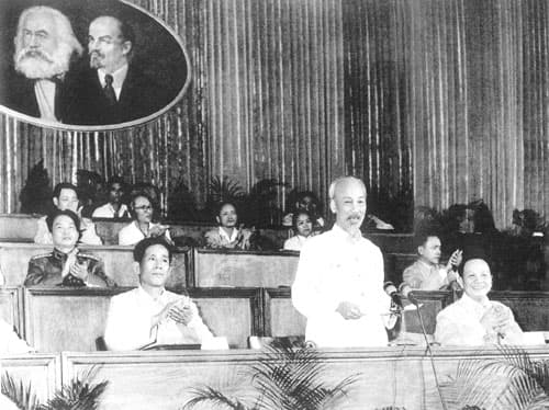 Chủ tịch Hồ Chí Minh với vấn đề xây dựng Đảng