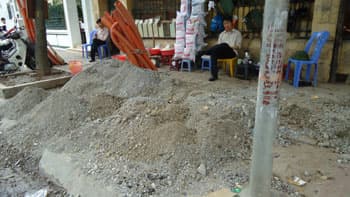 Đừng làm xấu đường phố