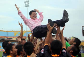 Khi các ông Bầu “chịu chơi”