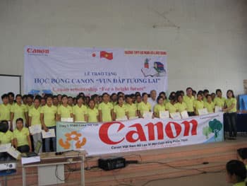 Dự án Học bổng Canon “Vun đắp tương lai”